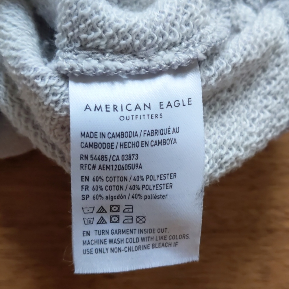 American Eagle / Henley sweater / M - Picture 9 of 15